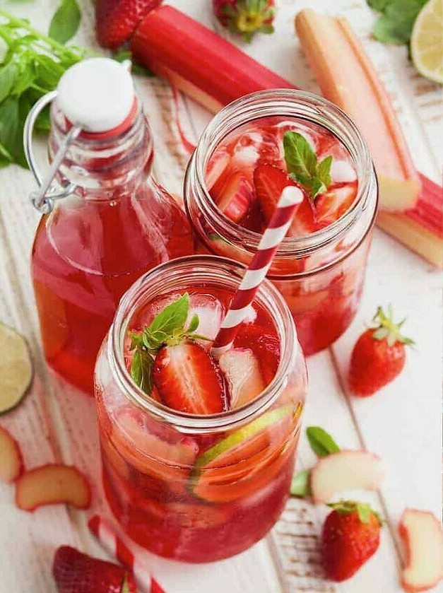 Rhubarb & Strawberry Summer Spritzers