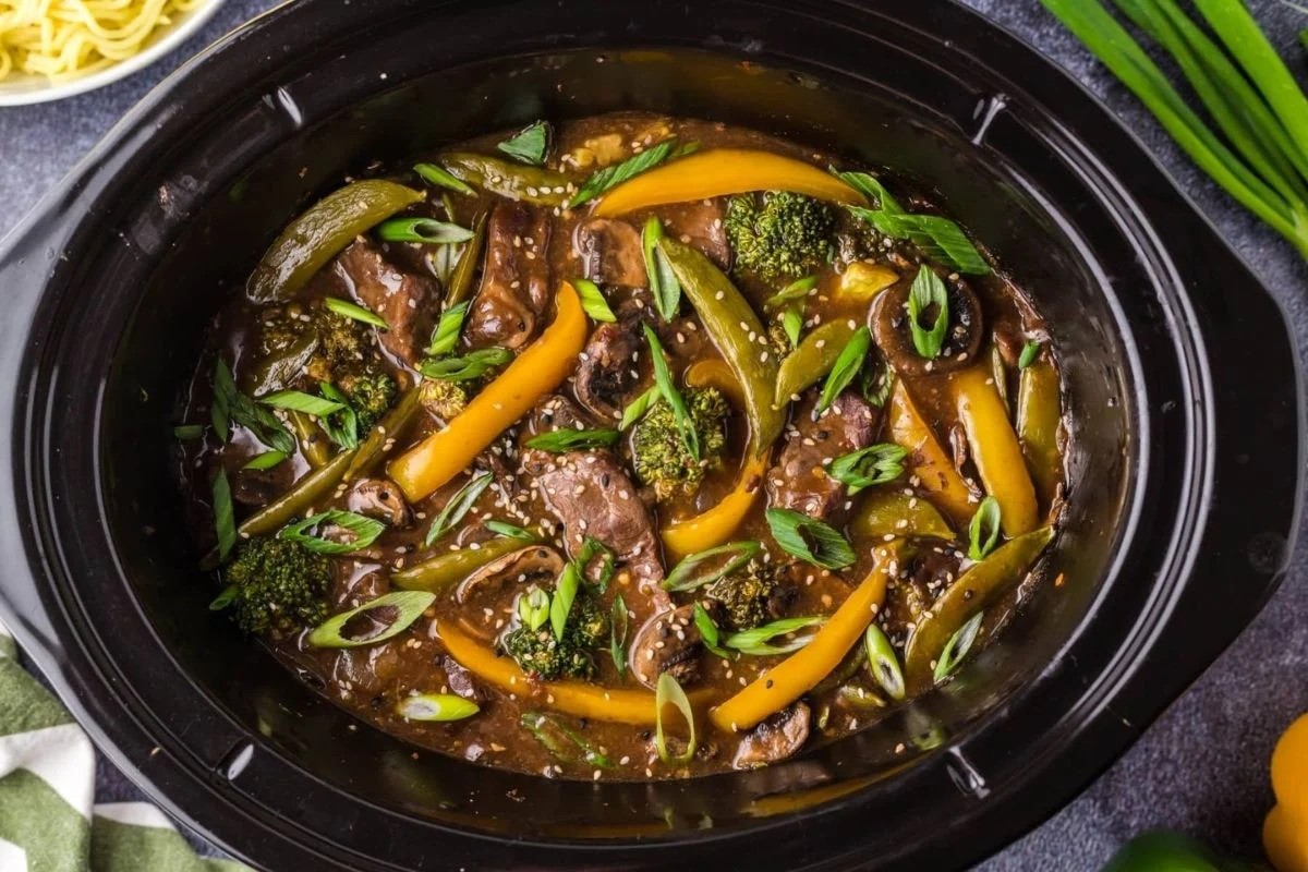 Easy Crock Pot Beef and Broccoli Recipe