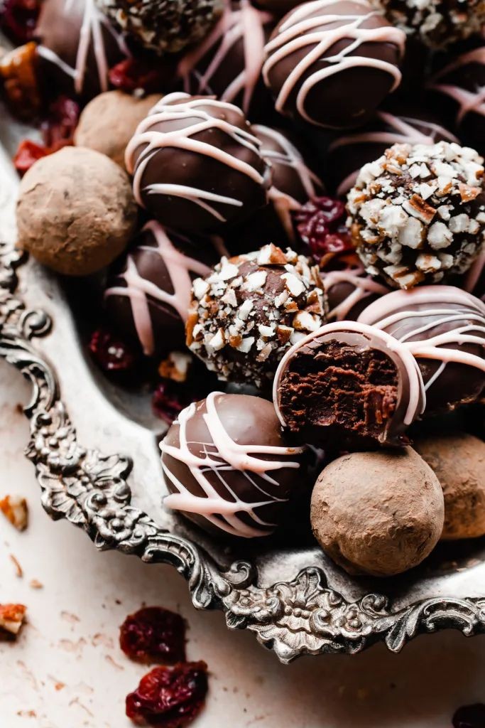 Pecan Pie-Inspired No-Bake Truffle Delights