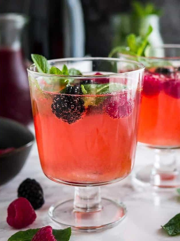 Berry Blissful Champagne Fizz