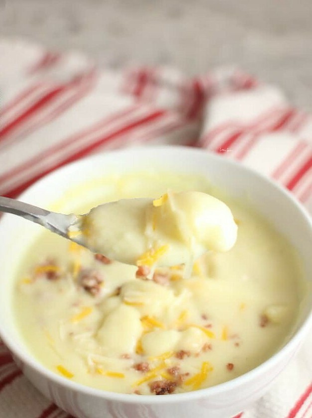 Creamy Cheesy Potato Soup Delight