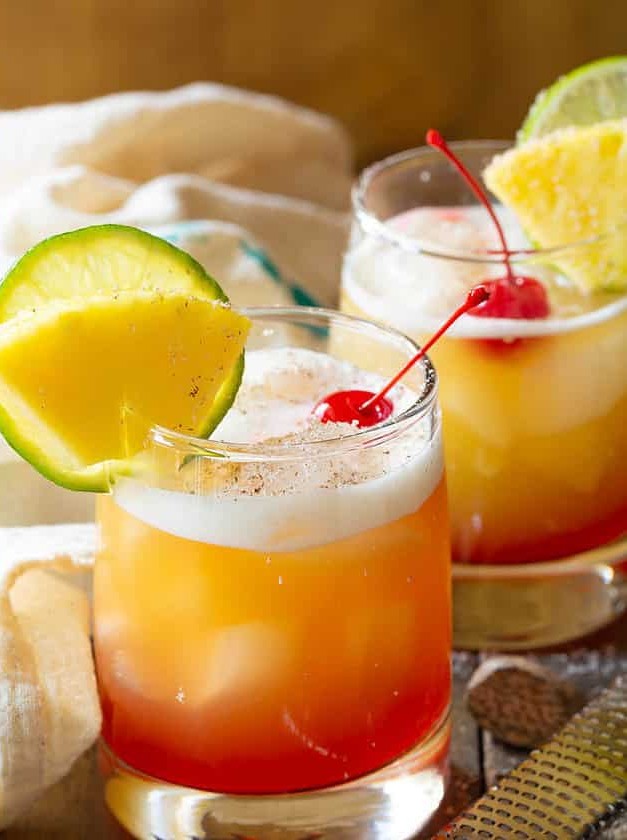 Tropical Rum Punch of Bananas