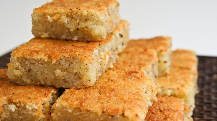 Coconut Rice Delight with Crunchy Texture