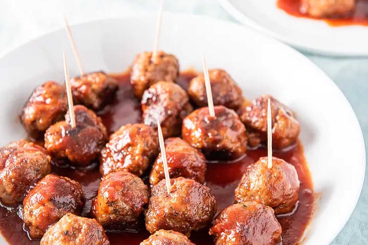 Whiskey Glazed Meatballs for Crowd-pleasing Fun