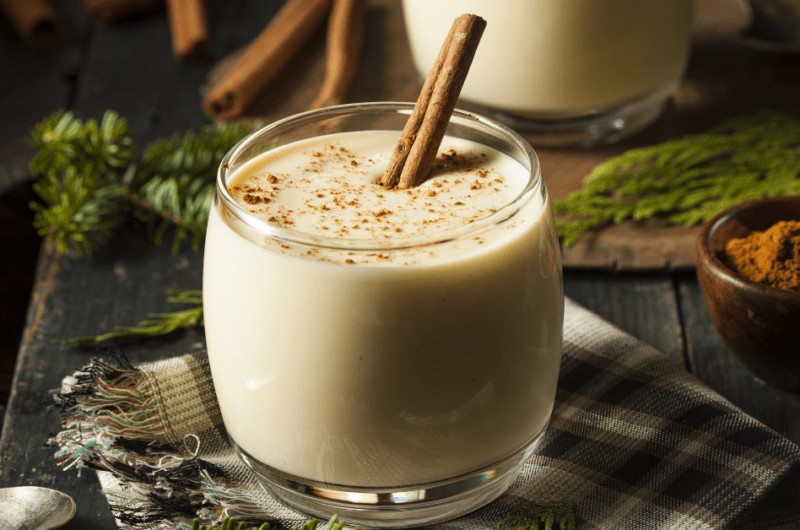 Besitos de Coco (Coconut Macaroons)