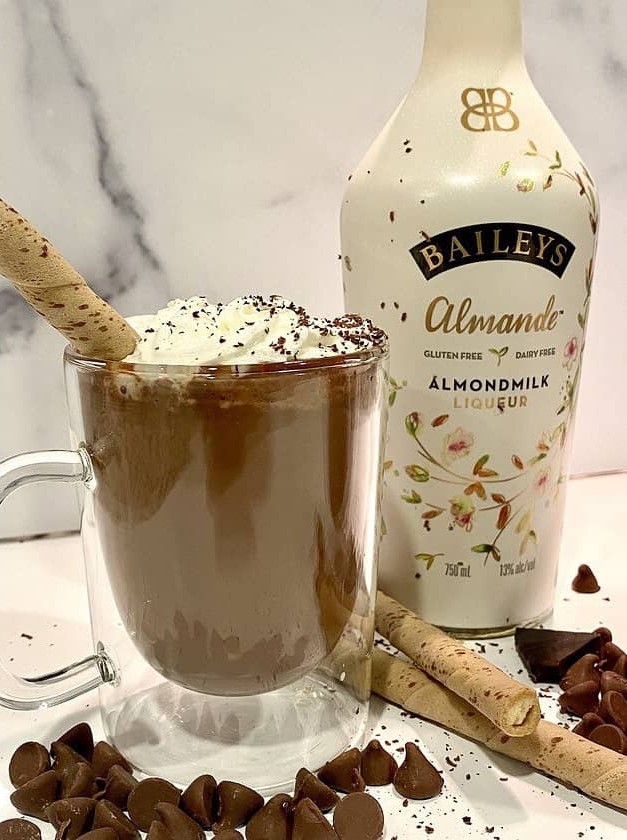 Baileys Almond Hot Chocolate Bliss