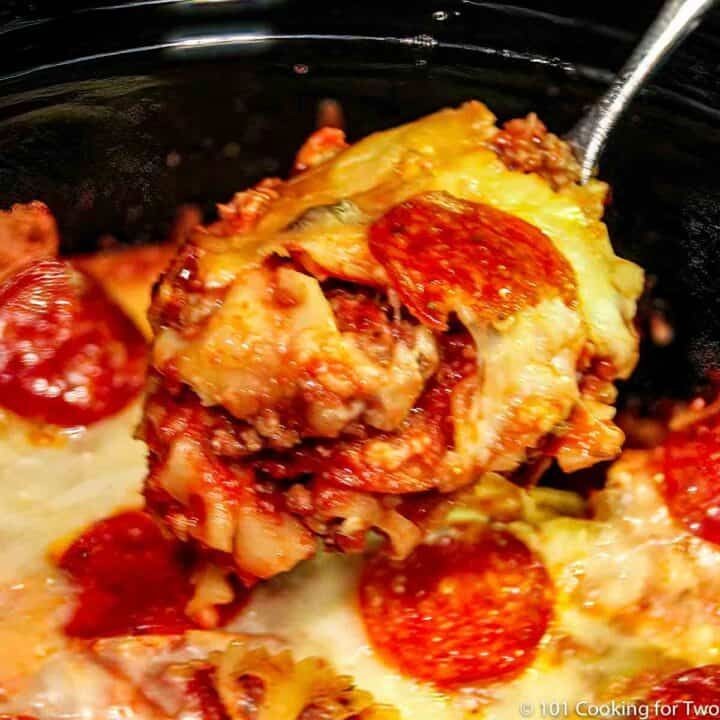 Easy Pesto Pasta with Chicken & Mozzarella