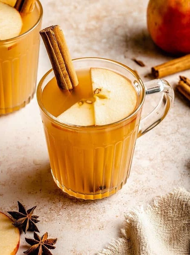 Crisp Apple Spiced Holiday Cocktail