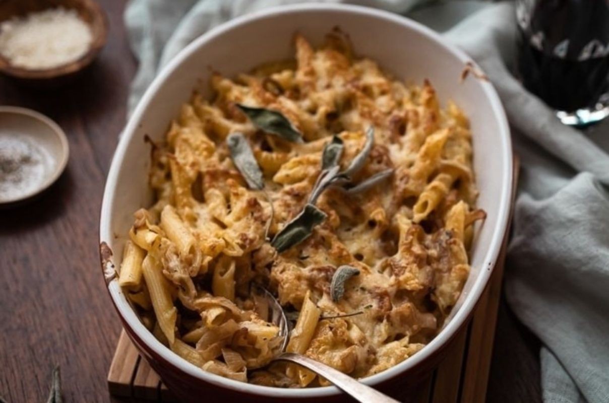 Caramelized Onion Cheese Pasta Casserole