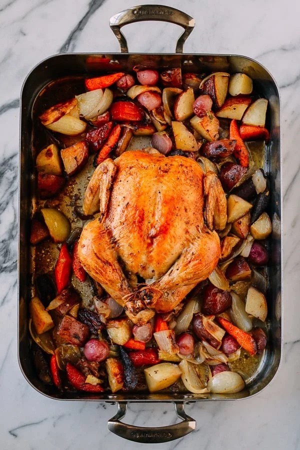Easy Oven-Roasted Whole Chicken Delight