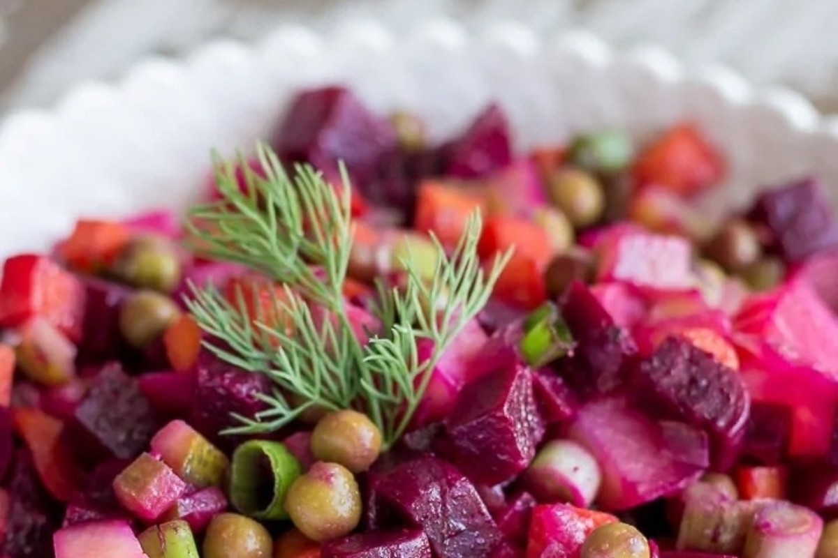 Beet-Loaded Russian Slaw