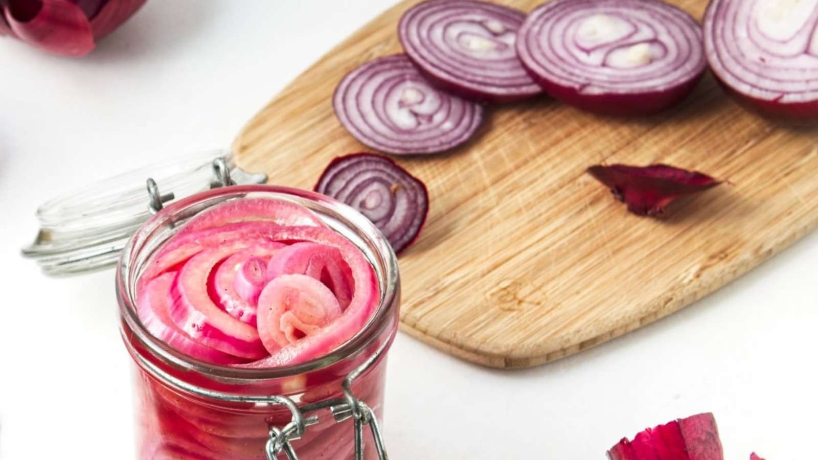 Easy Pickled Onion Twist for Mexican Dishes