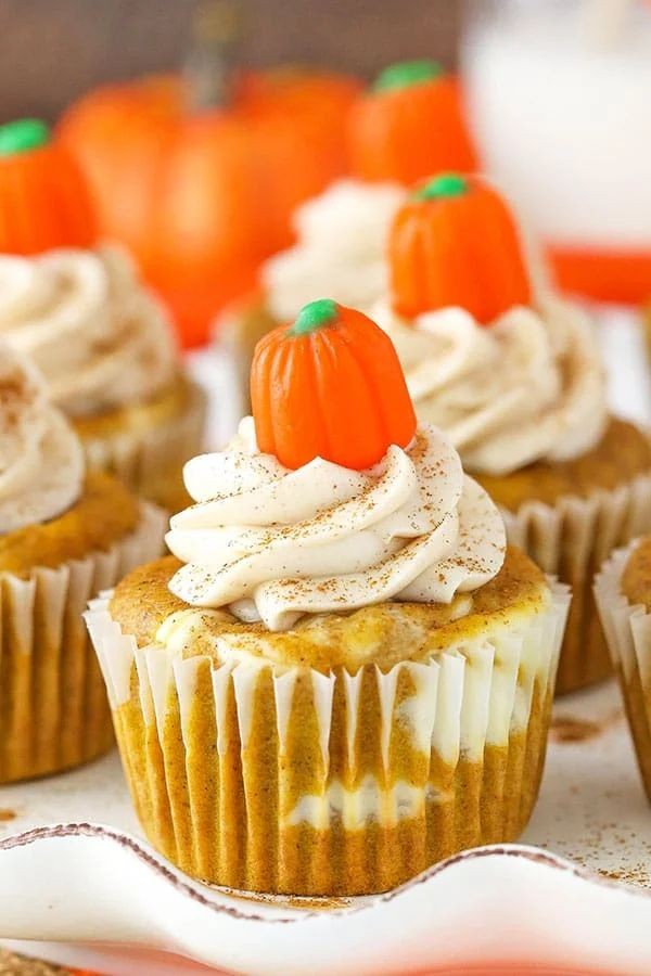 Autumn-Inspired Mini Carrot Cakes