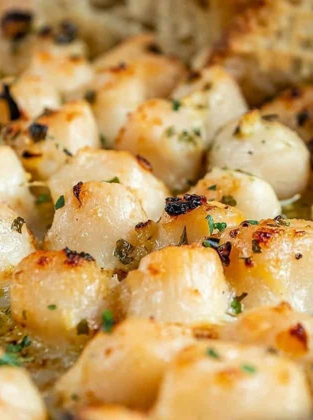 Bay Scallops with Garlic Butter Glaze