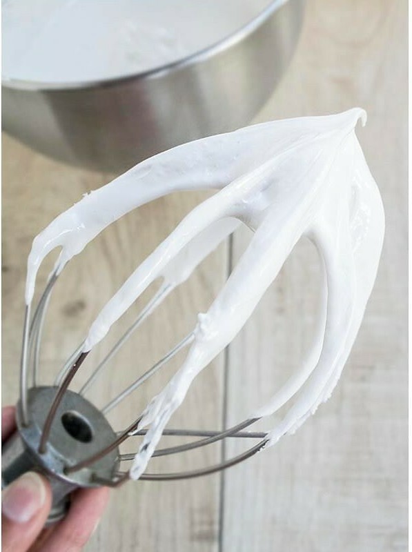 Light-as-Air Marshmallow Frosting