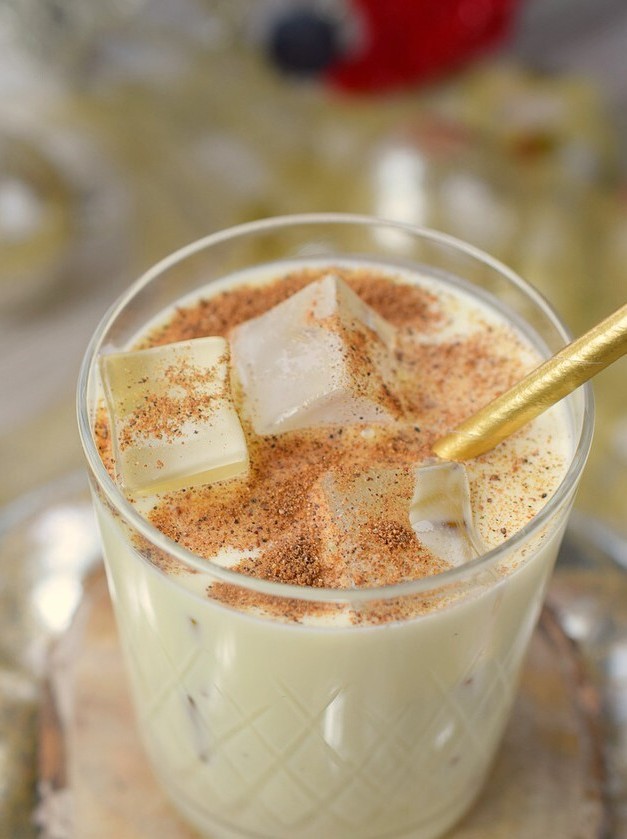 Amaretto Spiced Eggnog Delight