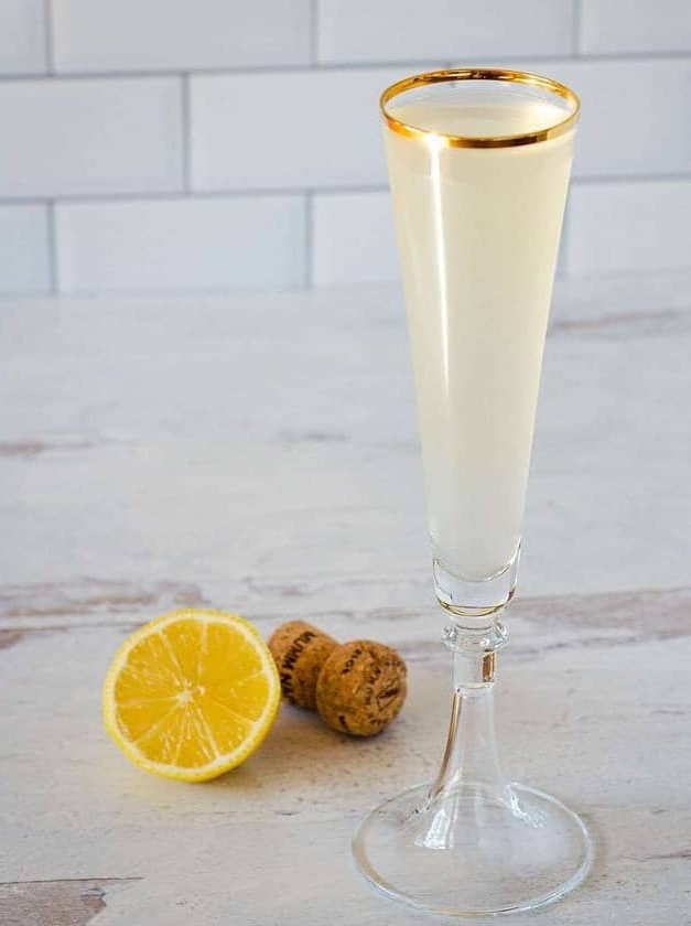 Champagne Christmas Cocktail Perfection