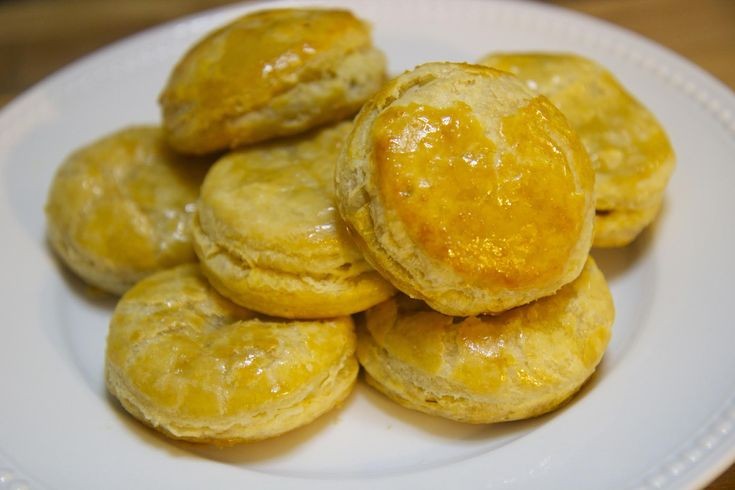 Mature Cheddar & Caramelized Onion Tart