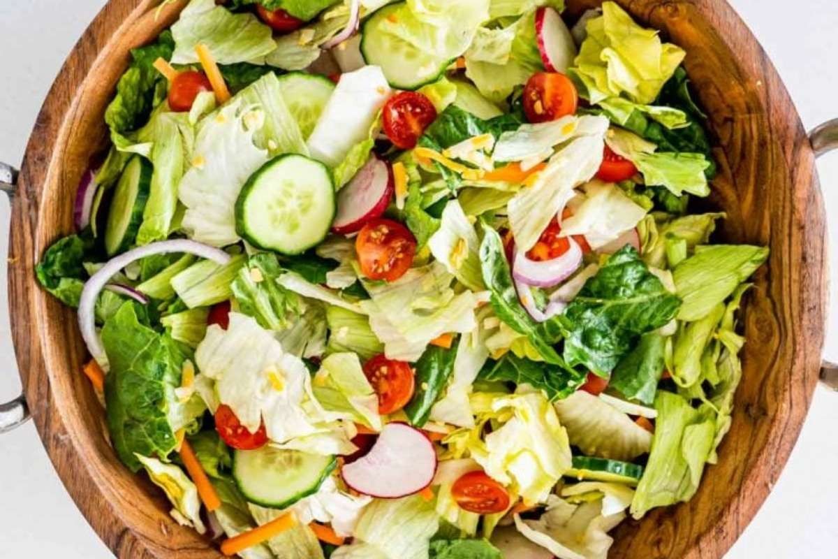 Quick Customizable Salad Delight