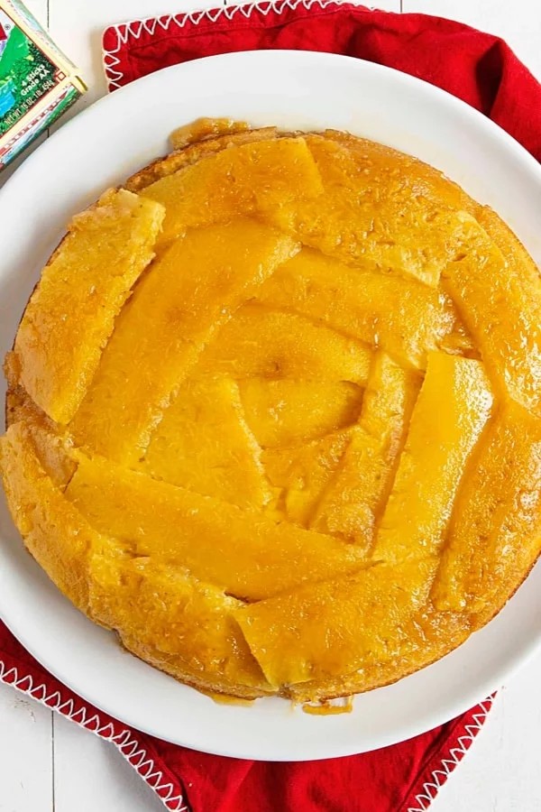 Sweet Pineapple Cake Delight