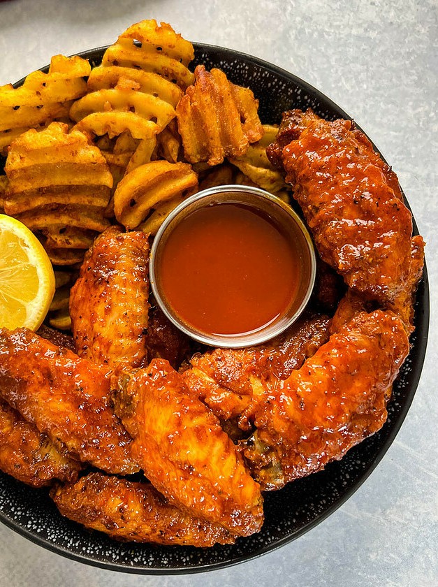 Lemon Pepper Wings for Spicy Food Enthusiasts