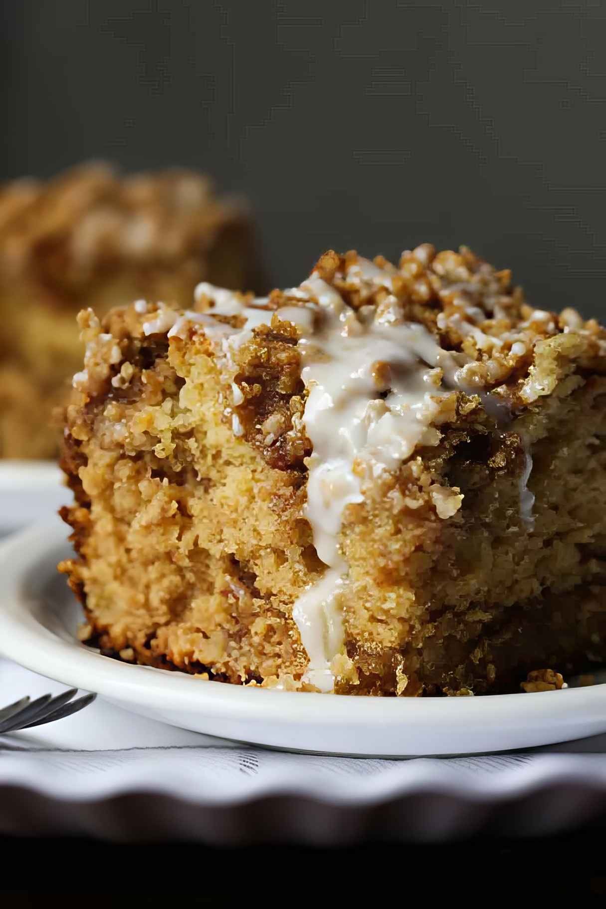 Moist Apple Cinnamon Coffee Cake Delight