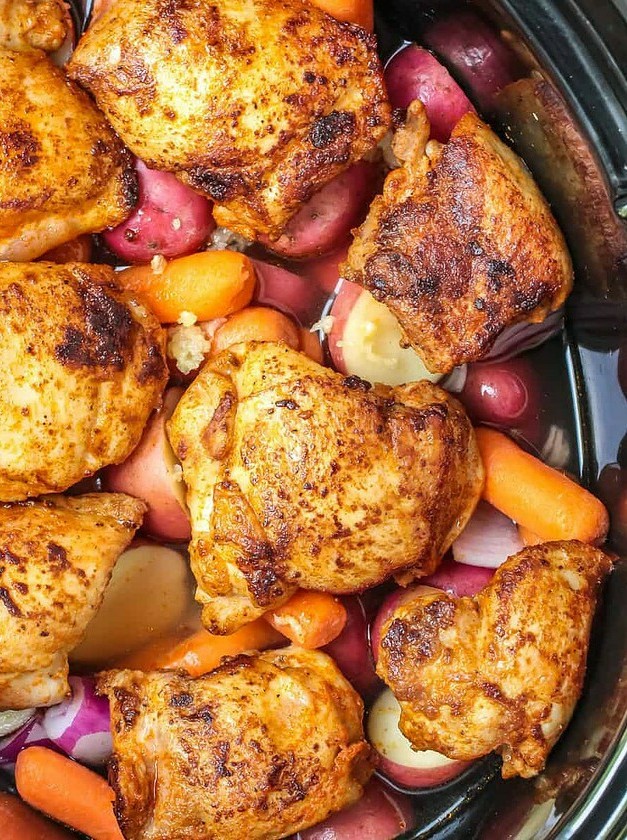 Easy Chicken Thighs in the Slow Cooker