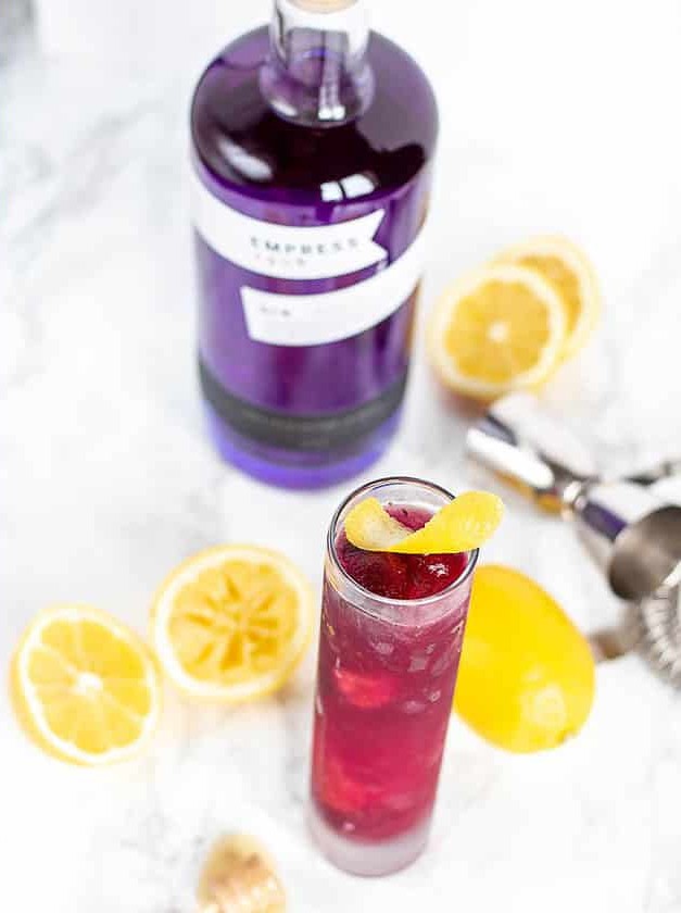 Gin Delight with Honey and Lemon Twist