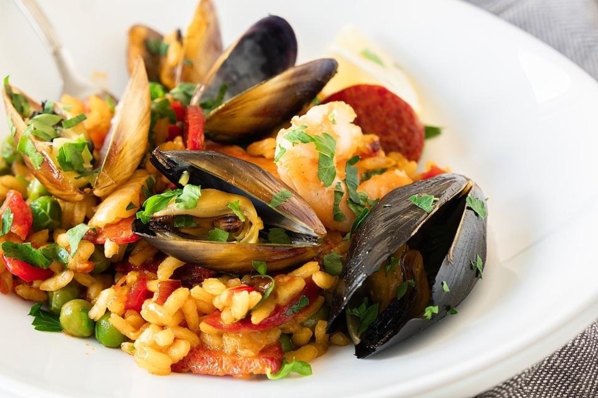 Spanish-Style Seafood Paella Recipe