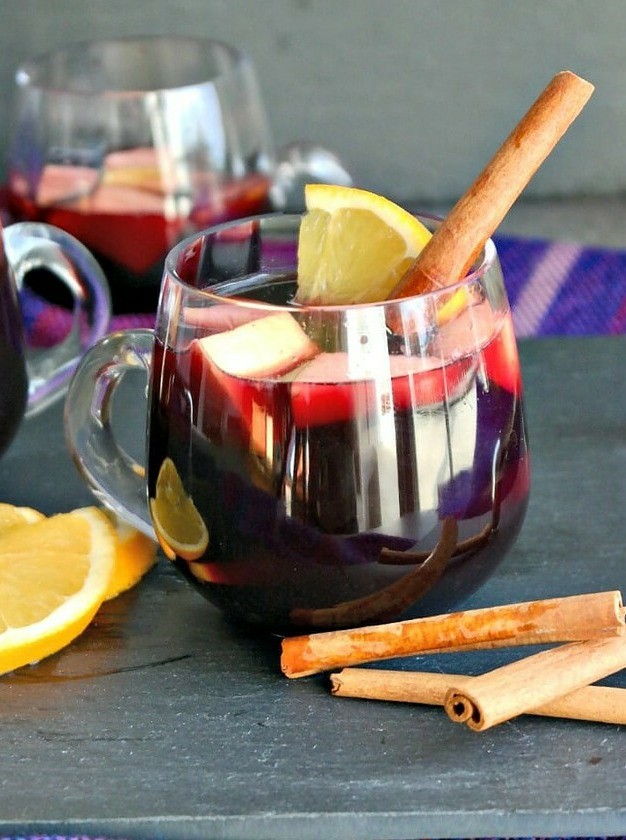 Festive Slow Cooker Mulled Wine