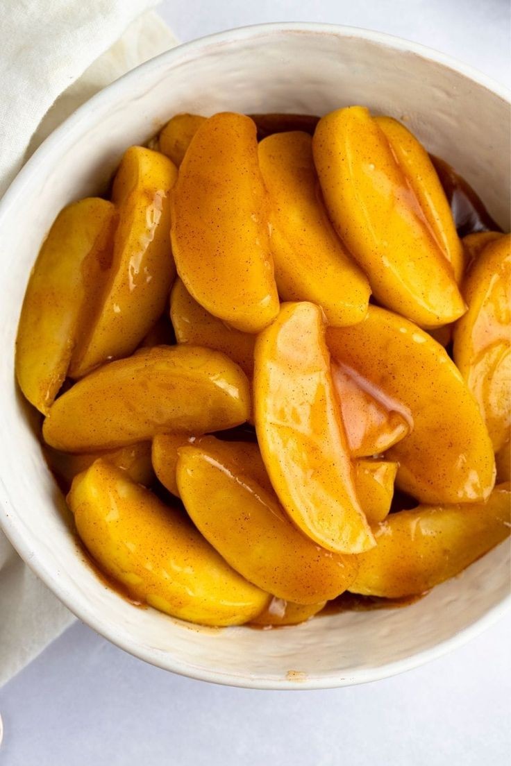 Pistachio Strawberry Meringue Treat Without Flour