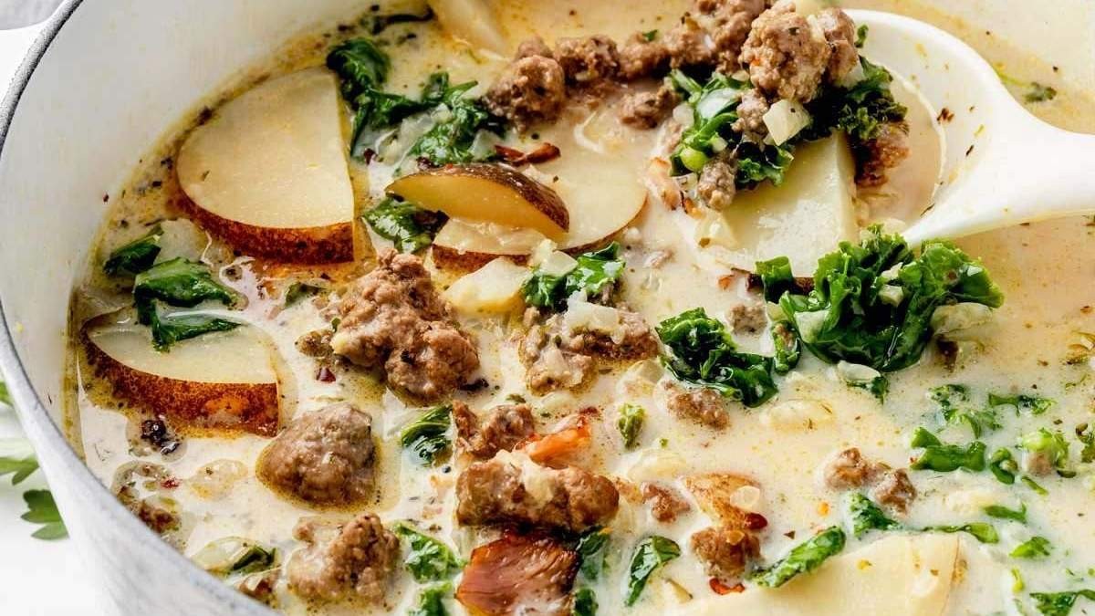 Easy Italian Sausage and Kale Soup