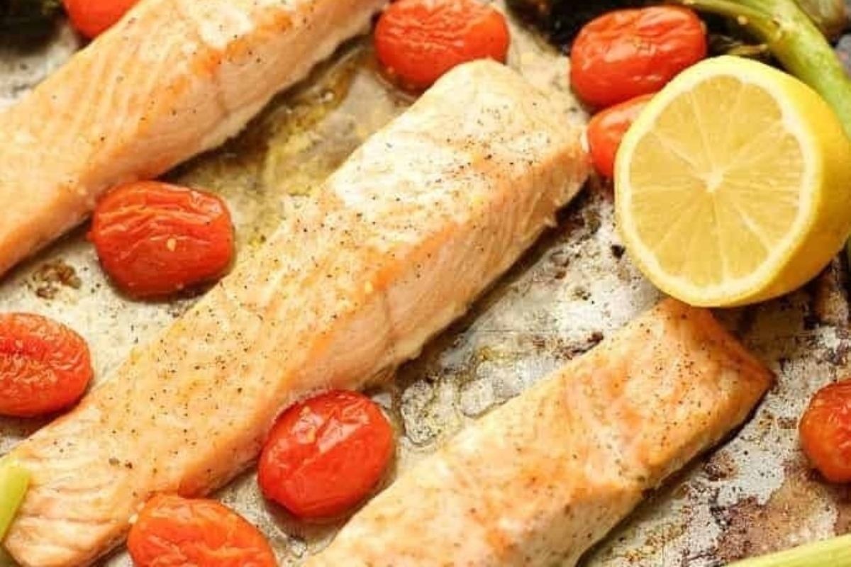 Quick Lemon Garlic Salmon and Broccoli Sheet Pan