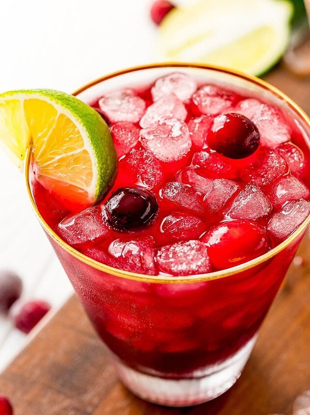 Cranberry Lime Vodka Sparkler