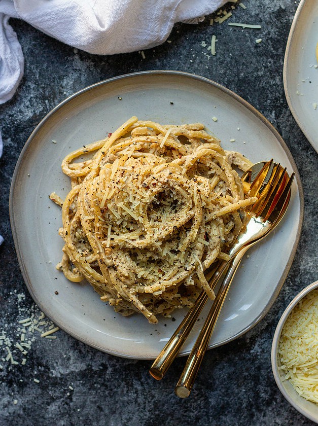 Decadent Bucatini with Black Pepper Cream