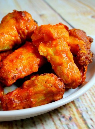 Quick Pressure-Cooked Buffalo Chicken Wings