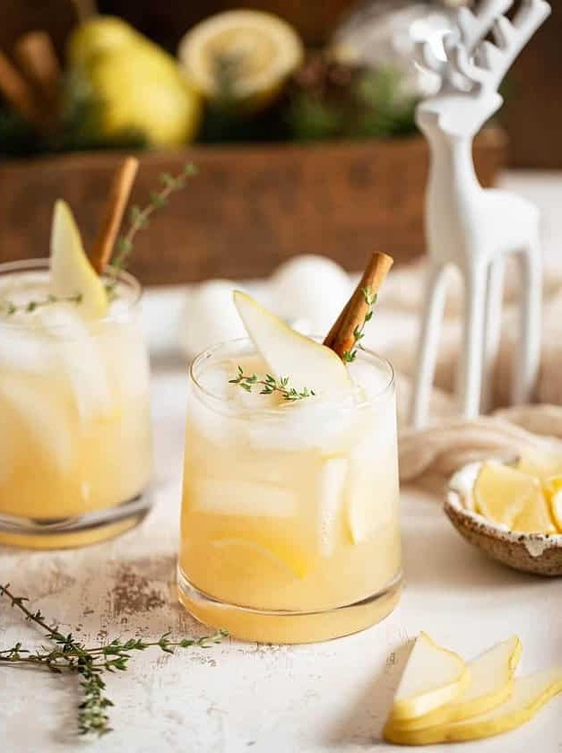 Pear-fect Holiday Gin Cocktail Delight