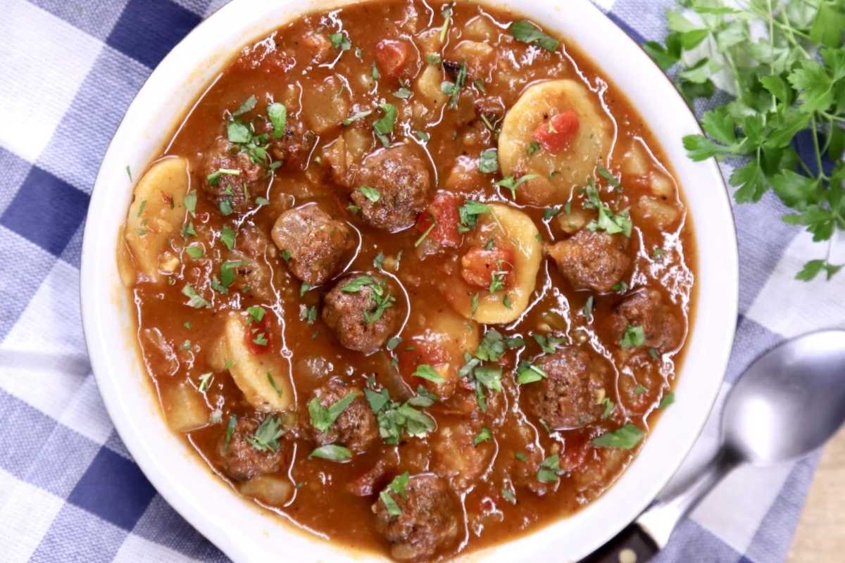 Hearty Tomato Broth with Meatballs