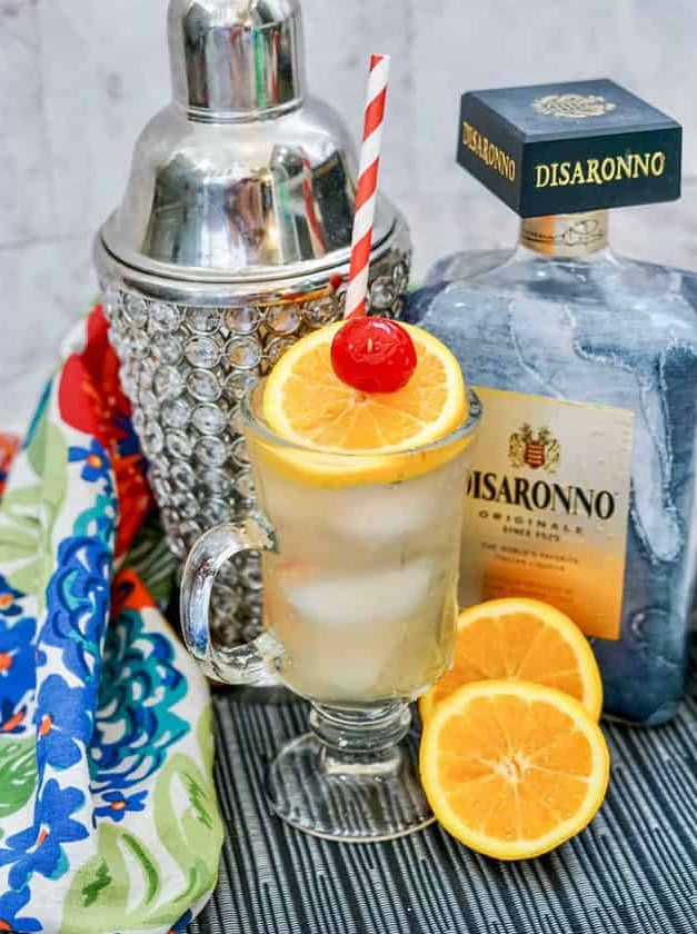 Almond Kiss Whiskey Sour Revival