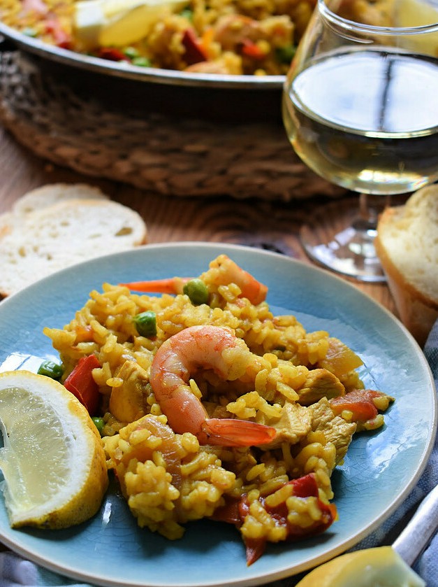 Spanish-Style Seafood and Chicken Paella