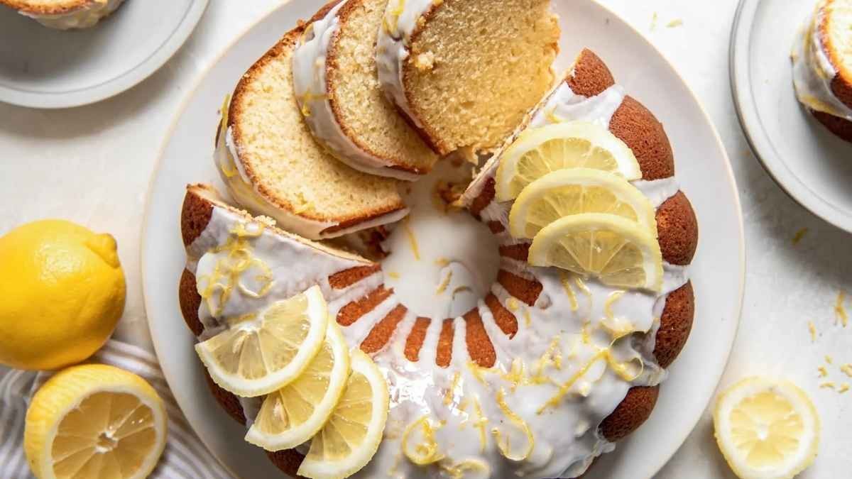 Tangy Lemon Cake with Sweet Glaze