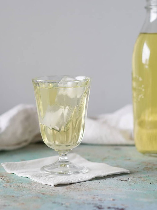 Clarified English Milk Punch