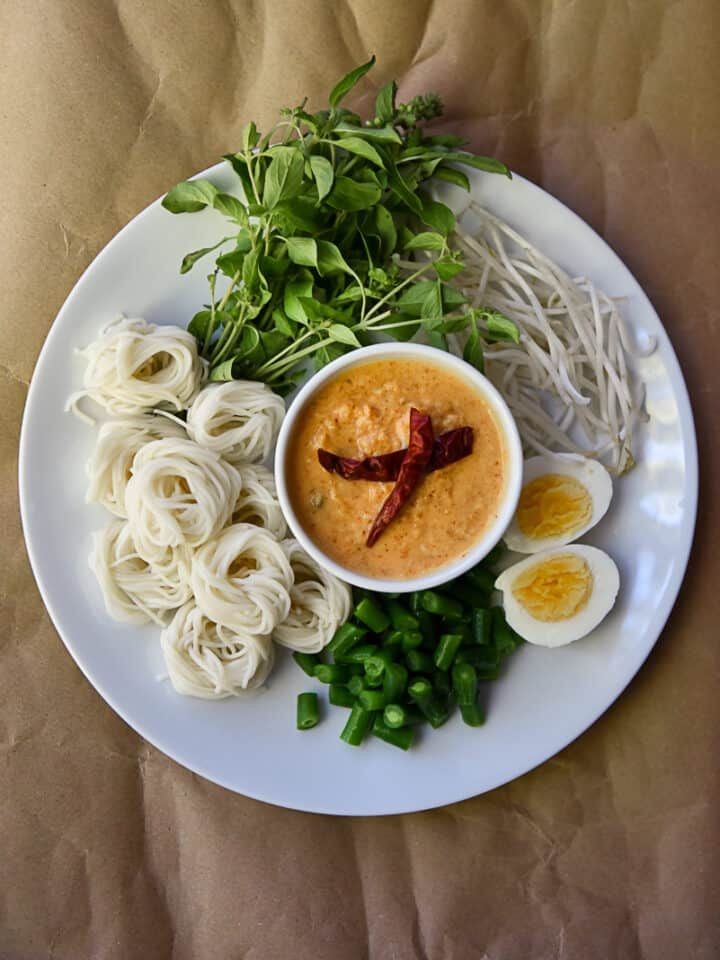 Savory Somen Noodles with Seafood & Greens