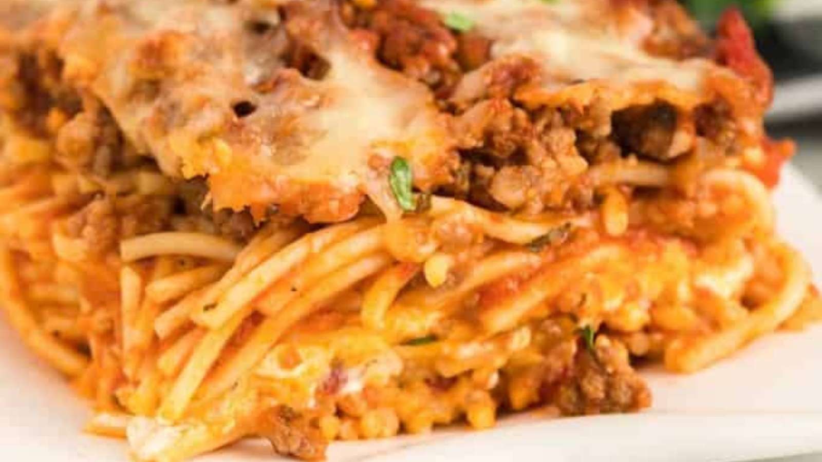 Hefty Cheesy Pasta Bake Recipe