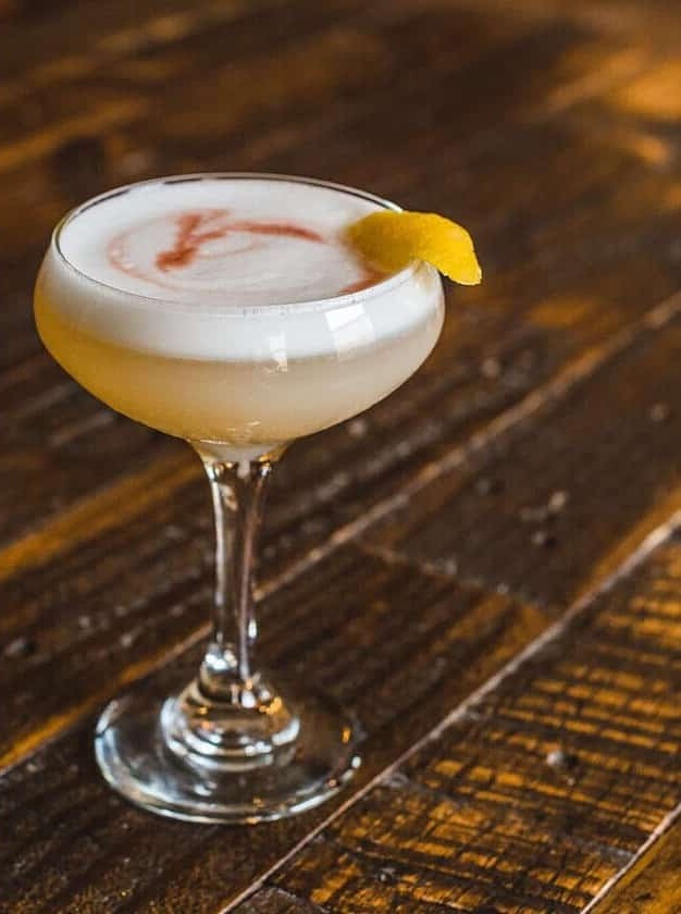 Aquafaba Whiskey Sour: A Vegan Twist