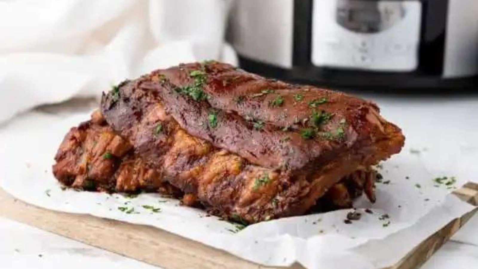 Tender Baby Back Ribs in the Slow Cooker