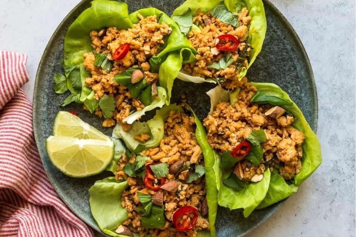 Flavorful Thai Chicken Lettuce Wrap Recipe