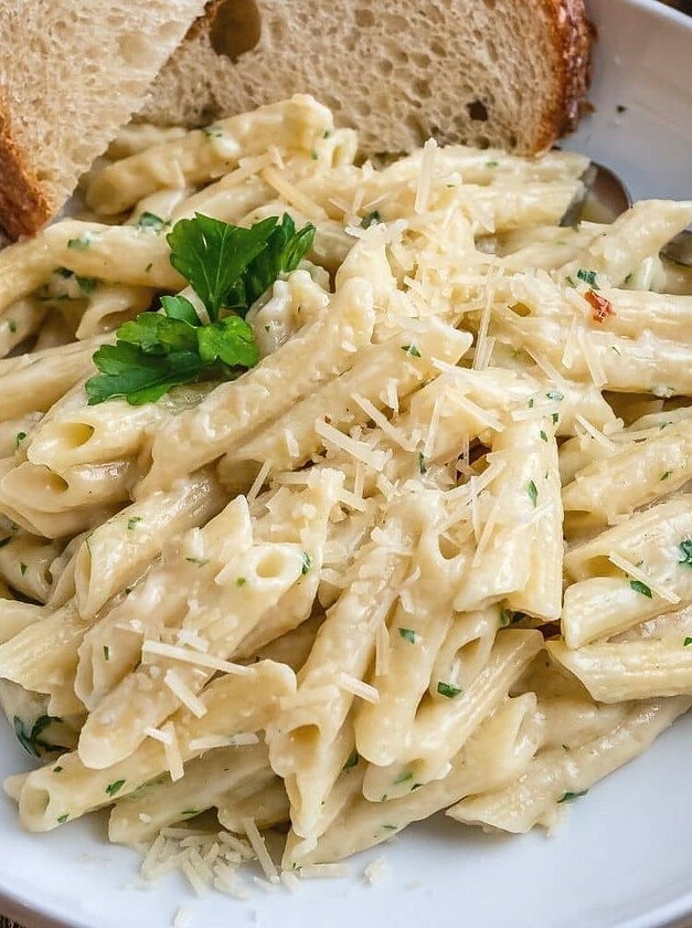 Garlic Cream Penne Pasta Delight