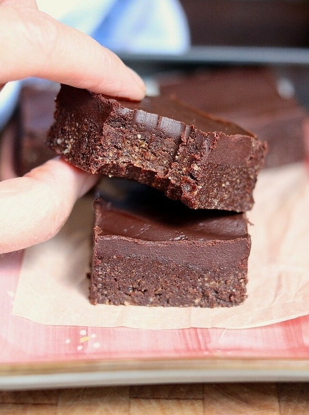 Decadent Raw Chocolate Fudge Treats