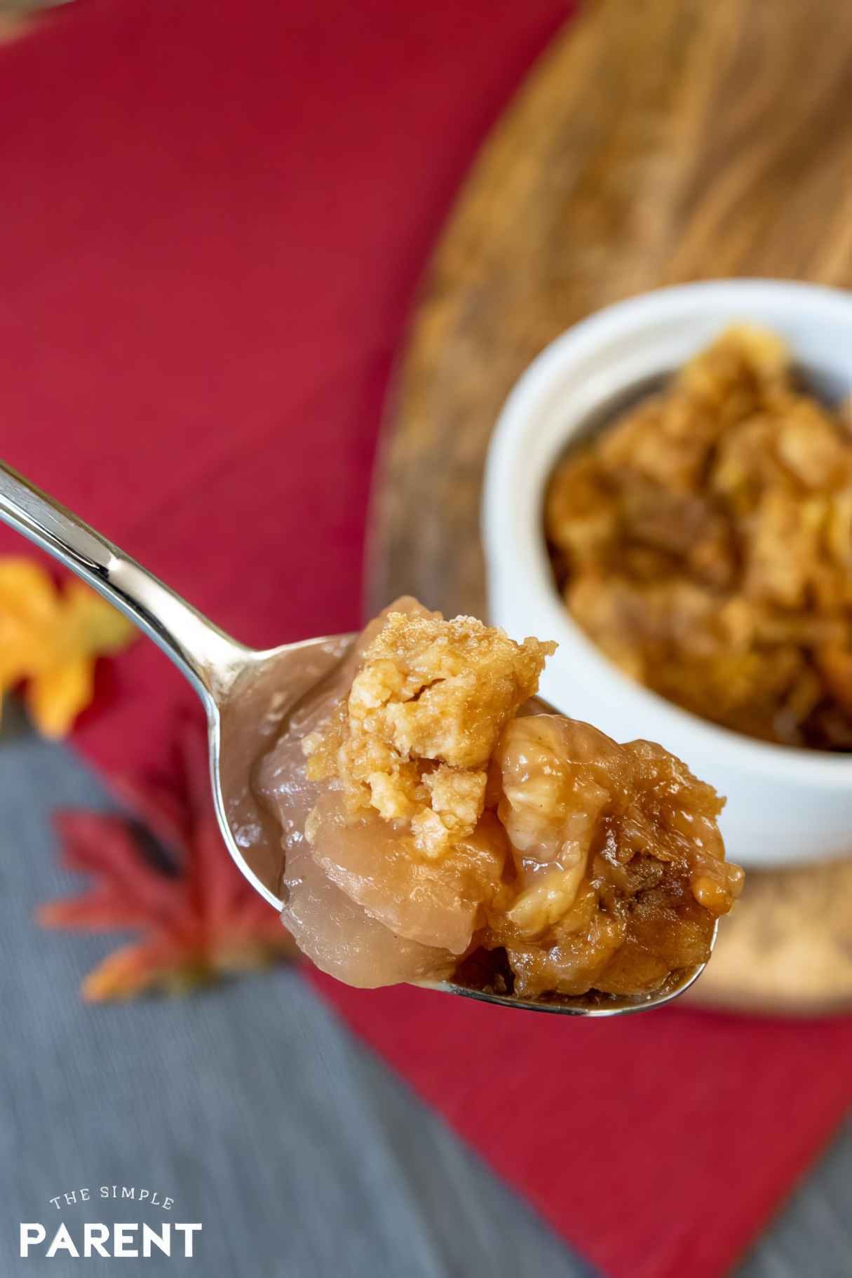 Easy Crockpot Apple Caramel Delight